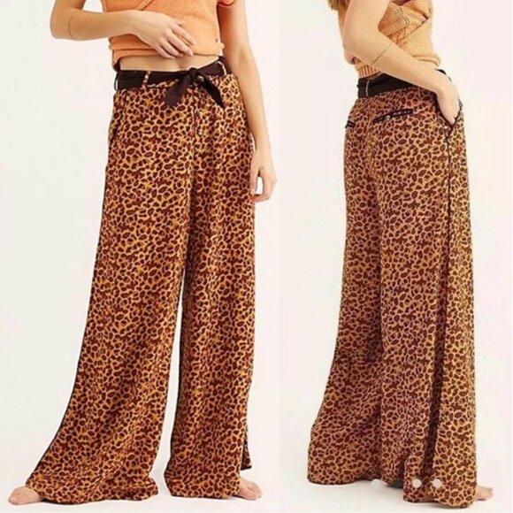 NWT Free People Bennie Animal Leopard Print Wide Leg Pants - Picture 1 of 8